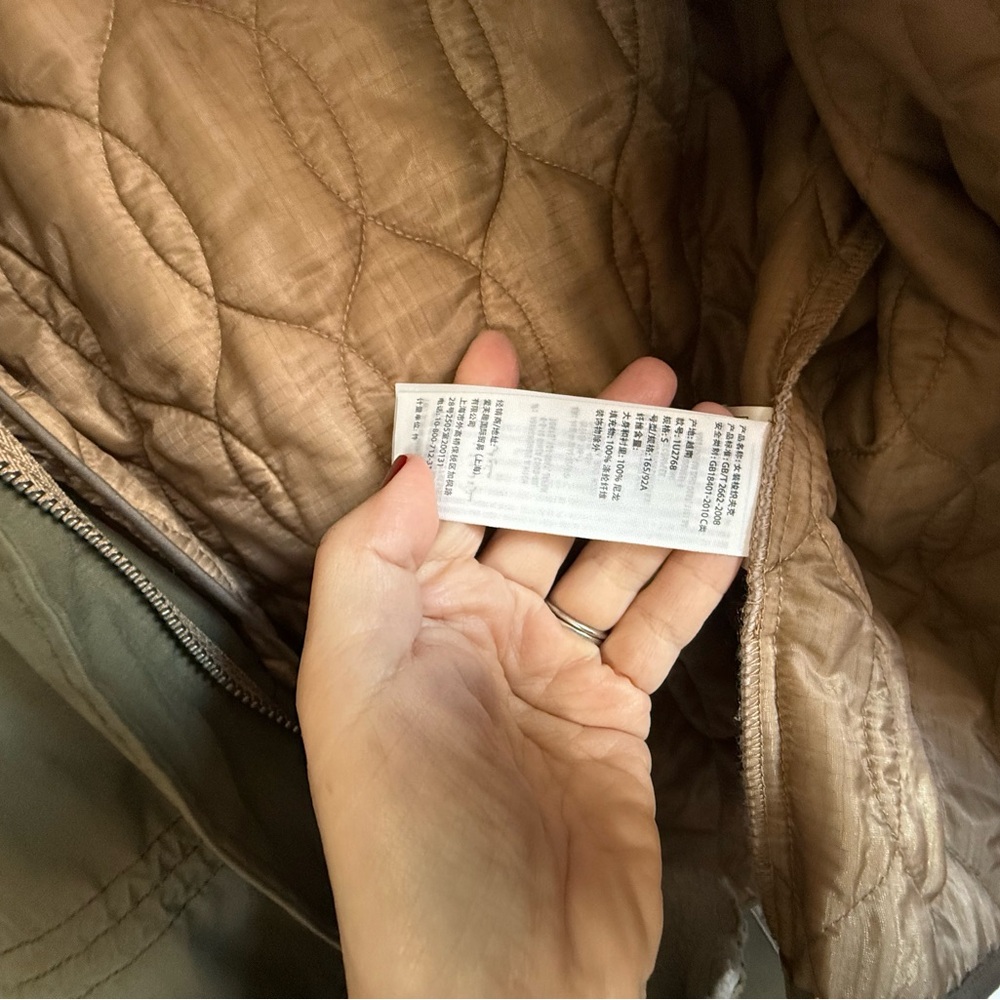 Spring Green Light Jacket With Removable Liner - image 6